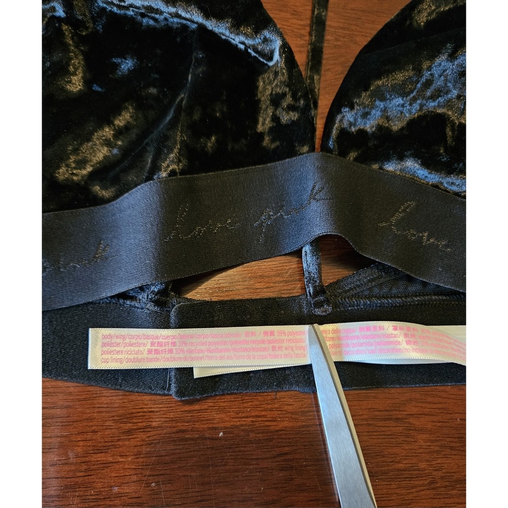 Victoria's Secret Black Velvet Bralette Love Pink Size Medium Grunge Festival - Picture 9 of 12